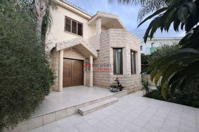 4-bedroom villa for sale