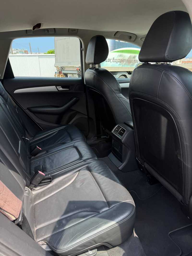 2009 Audi Q5 2,0L 2009 Cyprus