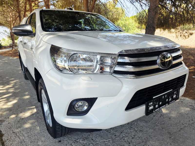 Toyota Hilux 2,4L 2020