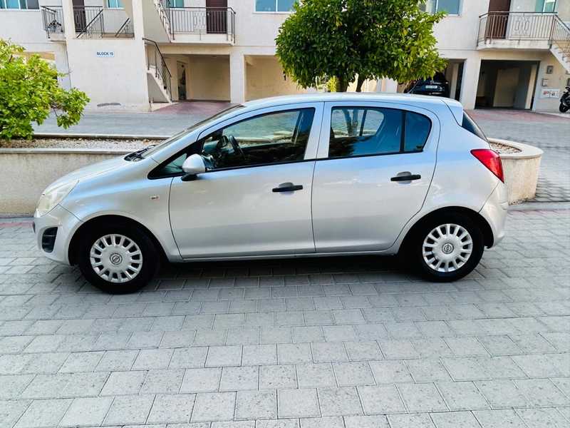 2011 Opel, Vauxhall Astra 1,4L 2011 Cyprus