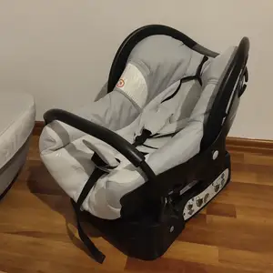 Car seat, carrycot,baby stroller 3 in 1, Limassol — Kato Polemidia