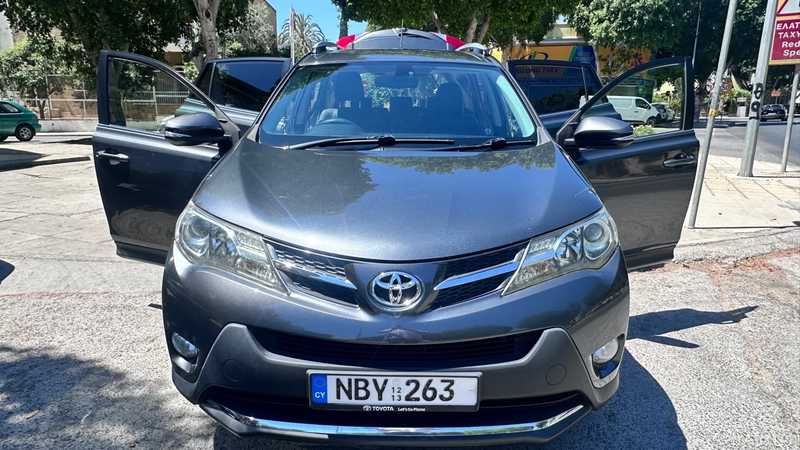 Toyota RAV4 2,2L 2013