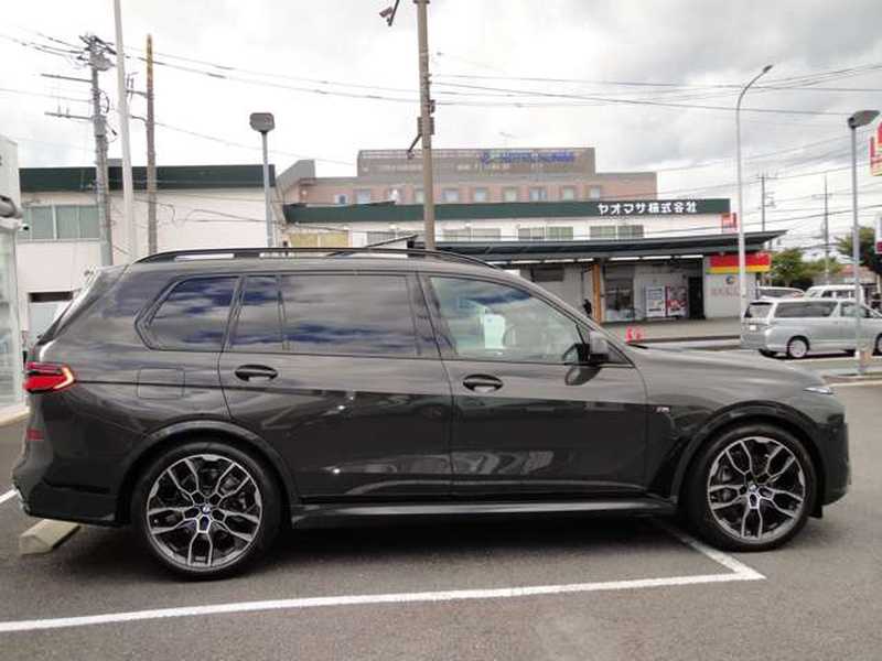 2025 BMW X7 3,0L 2025 Cyprus