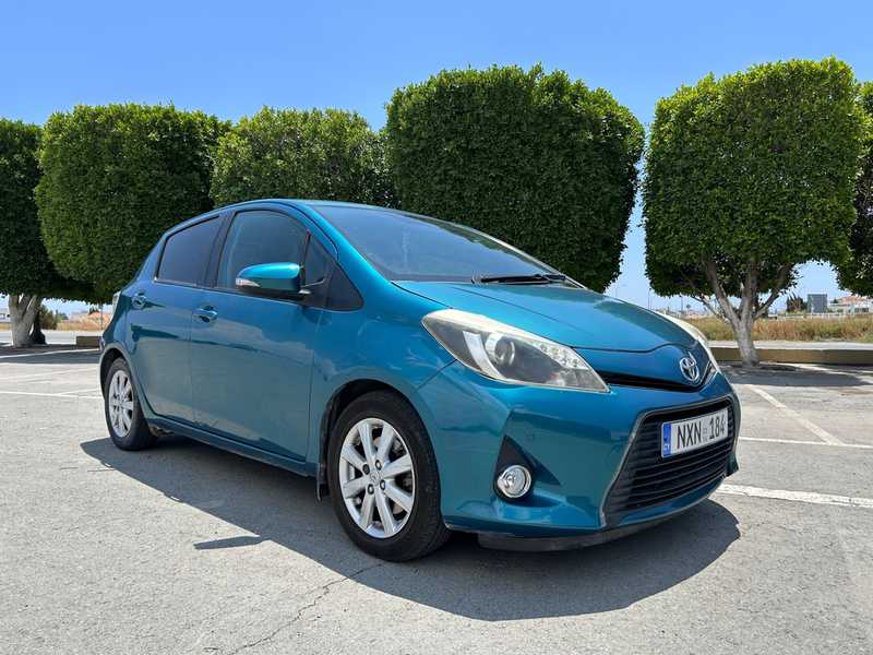 2014 Toyota Yaris 1,5L 2014 Cyprus