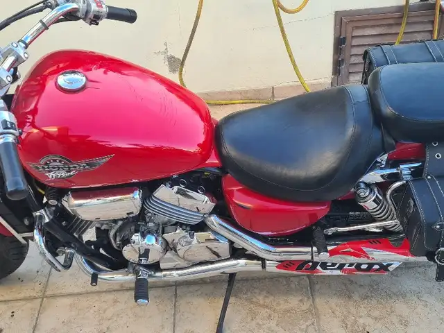Honda vf750, Larnaca — Aradippou - Agios Fanourios