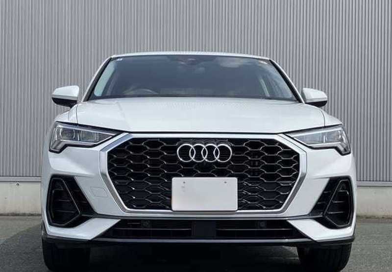 2022 Audi Q3 1,5L 2022 Cyprus