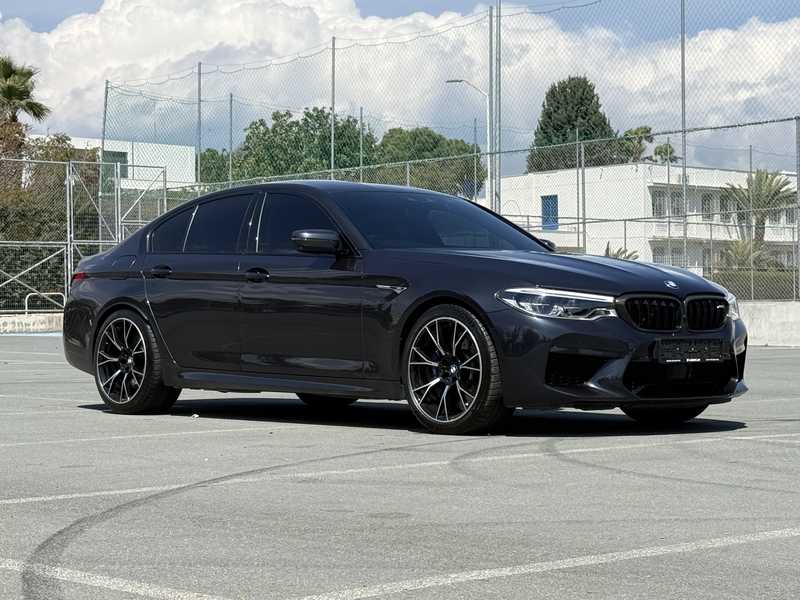 BMW M5 4,4L 2019
