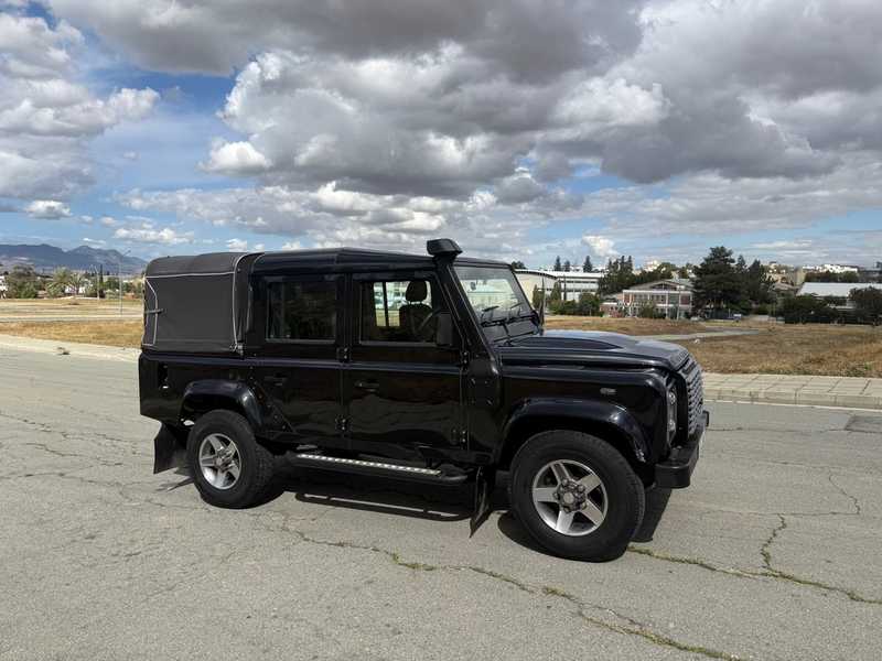 2012 Land Rover Defender 2,2L 2012 Cyprus