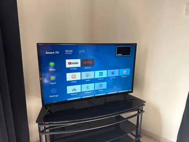Dual smart tv - wifi, netflix, youtube, Paphos — Chlorakas