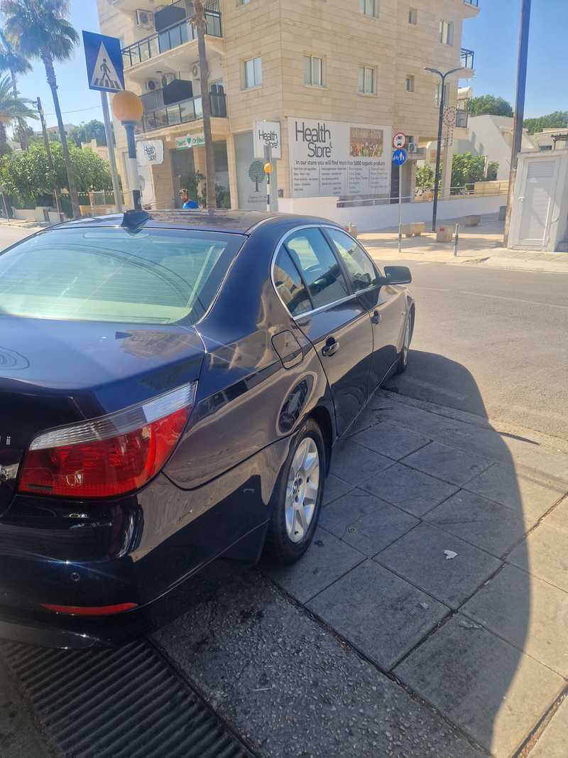 BMW 5-Series 2,2L 2004