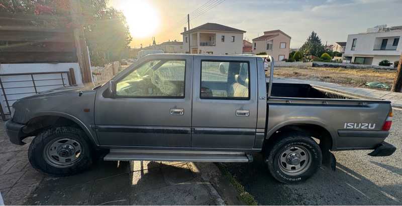 1998 Isuzu Pick-up 2,8L 1998 Cyprus