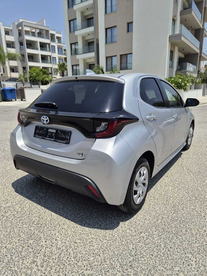 2022 Toyota Yaris 1,5L 2022 Cyprus