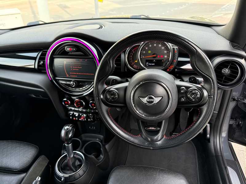 2017 Mini Convertible 2,0L 2017 Cyprus