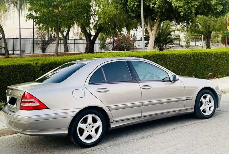 2004 Mercedes-Benz C-Class 2,2L 2004 Cyprus