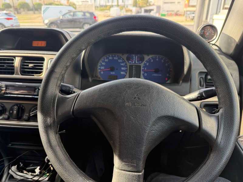 1998 Mitsubishi Pajero 1,8L 1998 Cyprus