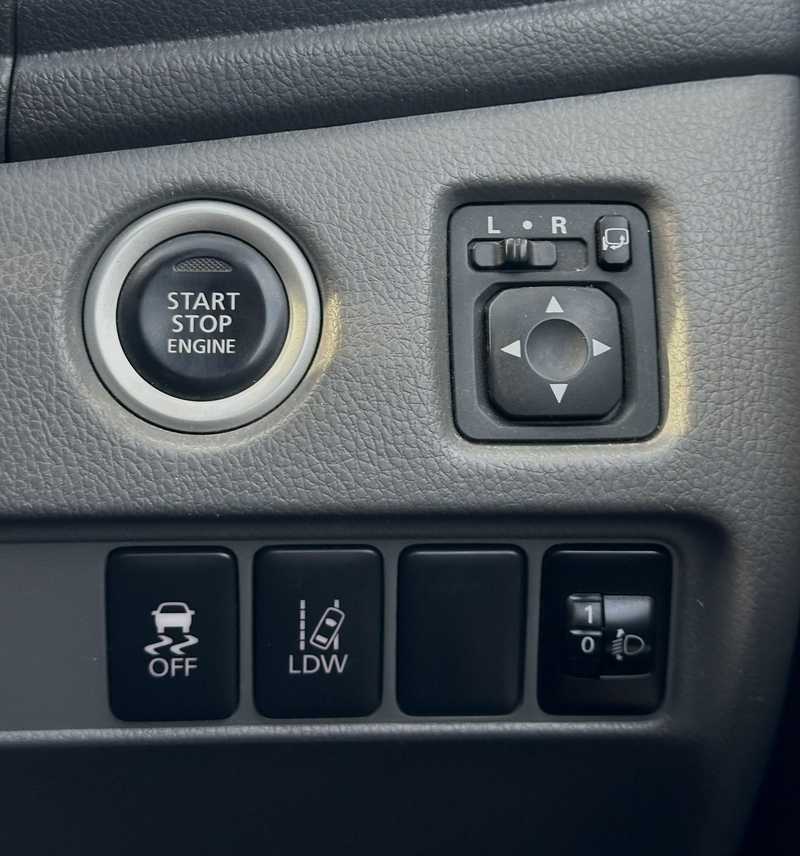 2017 Mitsubishi L200 2,4L 2017 Cyprus