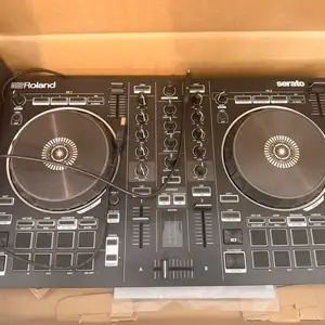 Roland dj-202 serato dj controller, Paphos — Tombs Of the Kings