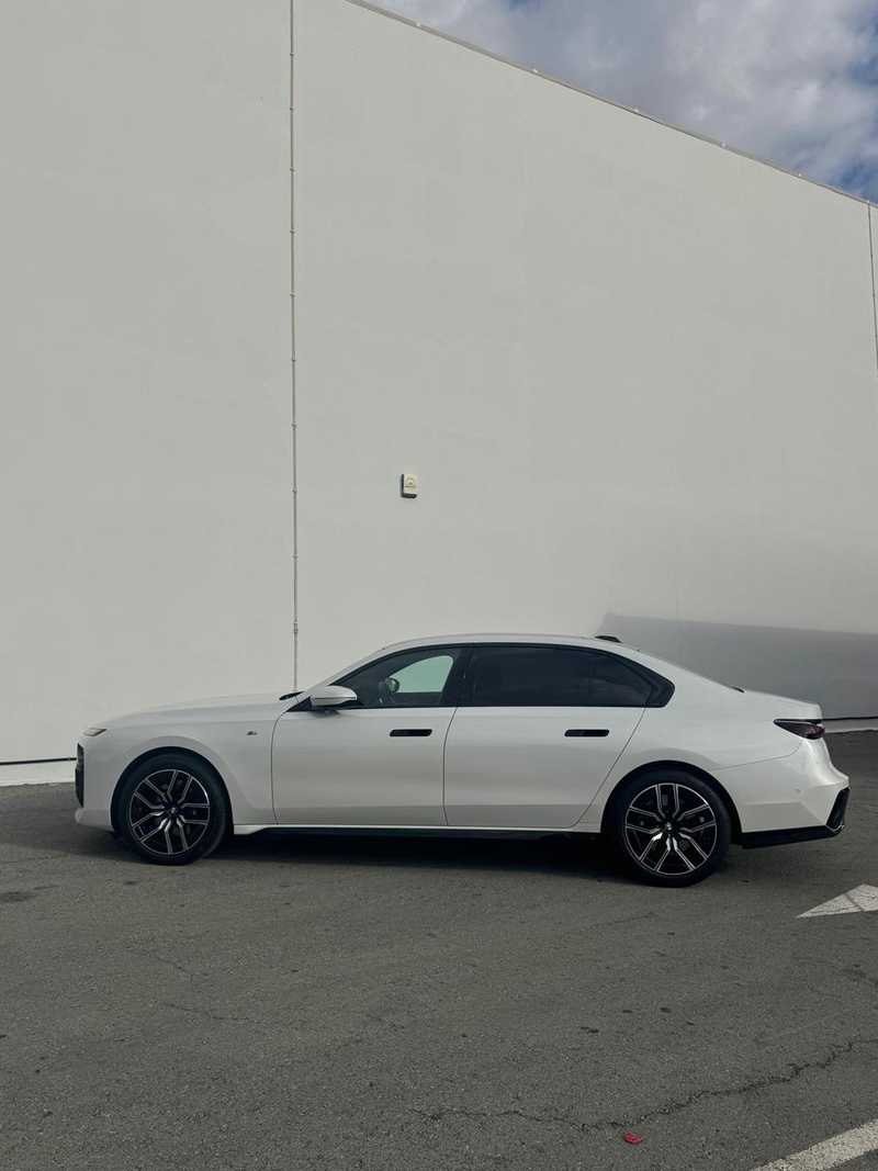 2023 BMW 7-Series 3,0L 2023 Cyprus