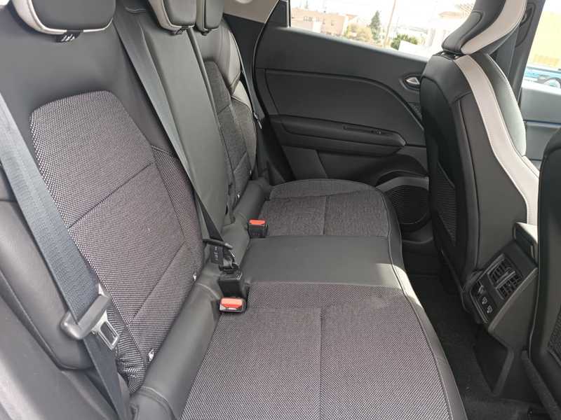 2022 Renault Captur 1,3L 2022 Cyprus