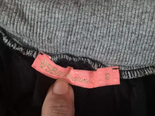 Mplouza strapless, Larnaca — Kiti