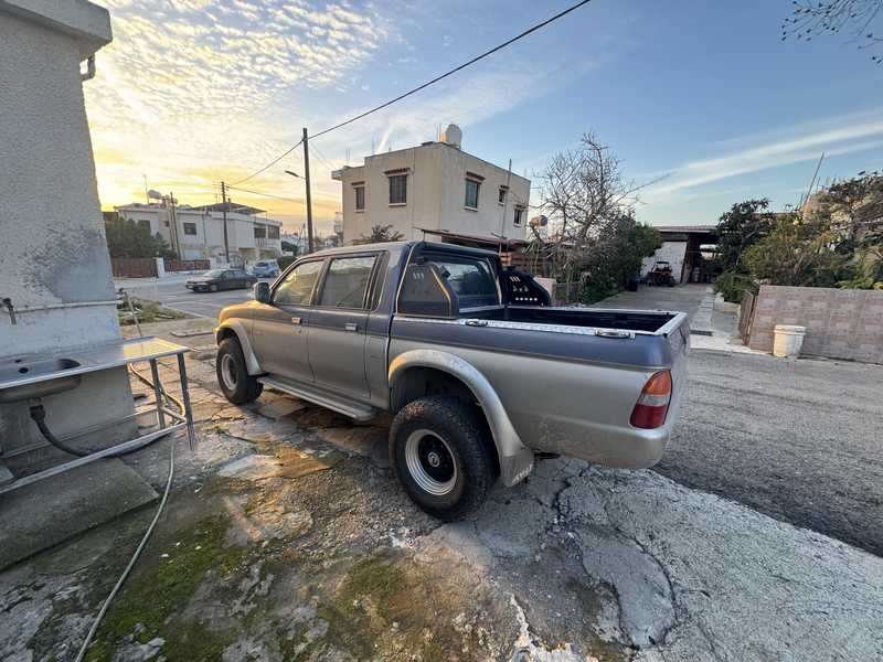 1998 Mitsubishi L200 2,5L 1998 Cyprus