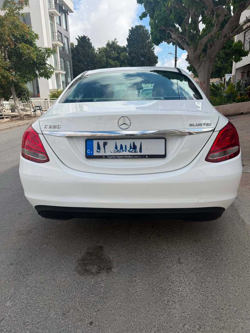 2015 Mercedes-Benz C-Class 2,0L 2015 Cyprus