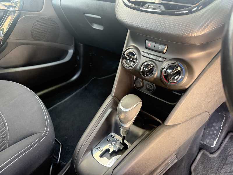 2017 Peugeot 208 1,2L 2017 Cyprus