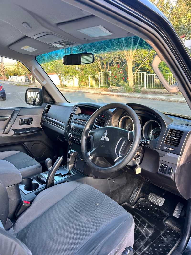 2009 Mitsubishi Shogun 3,2L 2009 Cyprus