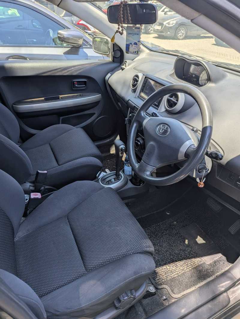 Toyota Ist 1,3L 2005