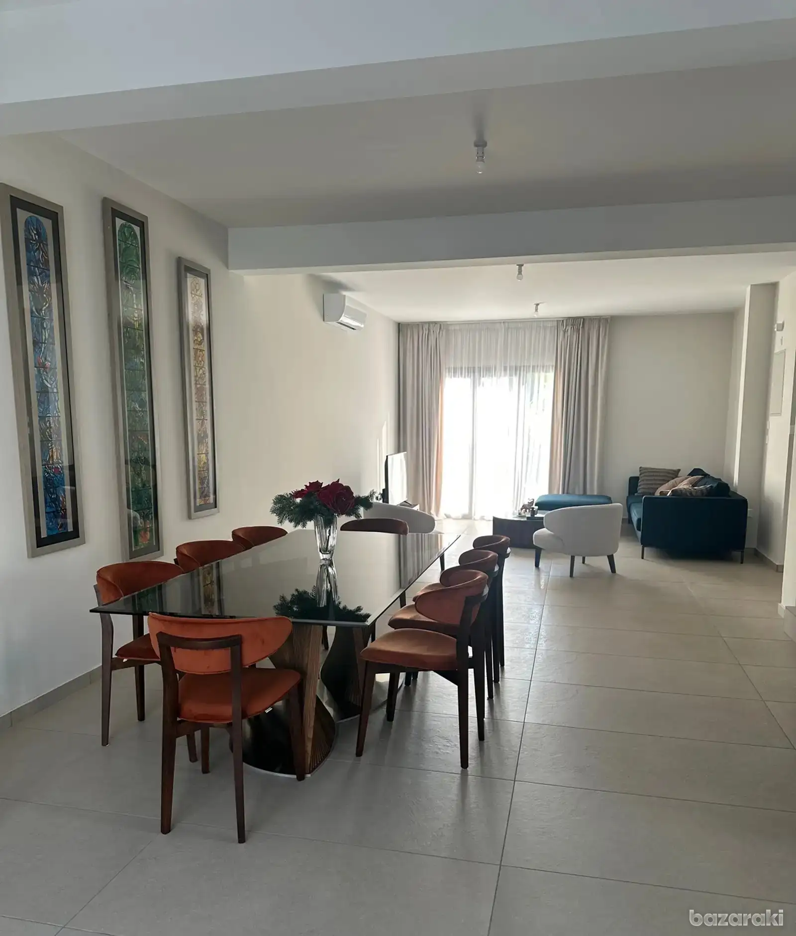 House, 3 bedrooms — 4