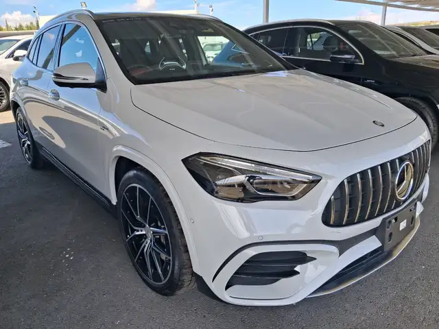 Mercedes-Benz GLA 35