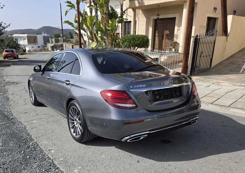 2017 Mercedes-Benz E-Class 2,0L 2017 Cyprus