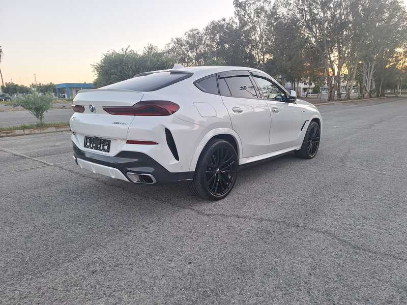 BMW X6 3,0L 2023