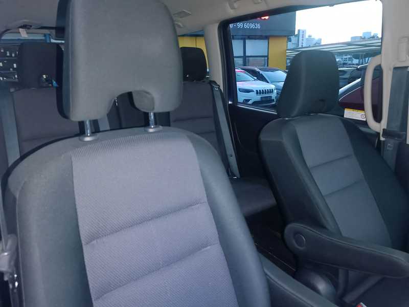 2021 Nissan Serena 2,0L 2021 Cyprus