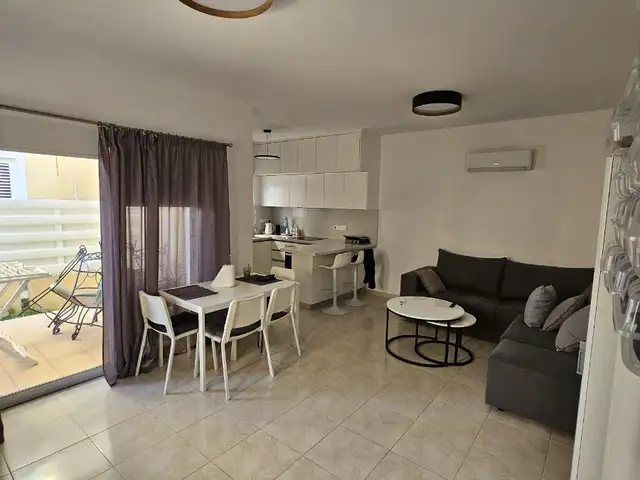 1-bedroom apartment to rent, Paphos — Paphos - Universal