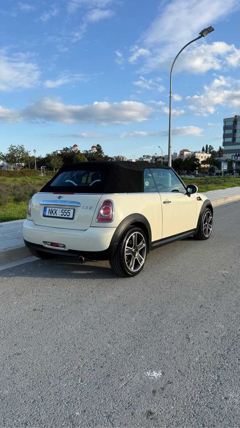 2013 Mini Convertible 1,6L 2013 Cyprus