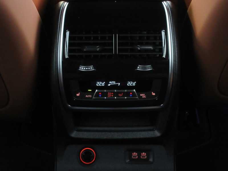 2025 BMW X7 3,0L 2025 Cyprus