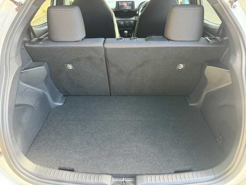 2022 Toyota Yaris 1,5L 2022 Cyprus