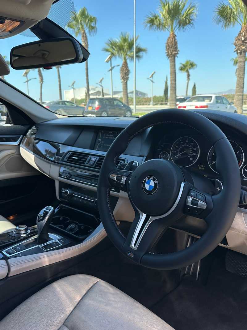 2011 BMW 5-Series 2,0L 2011 Cyprus