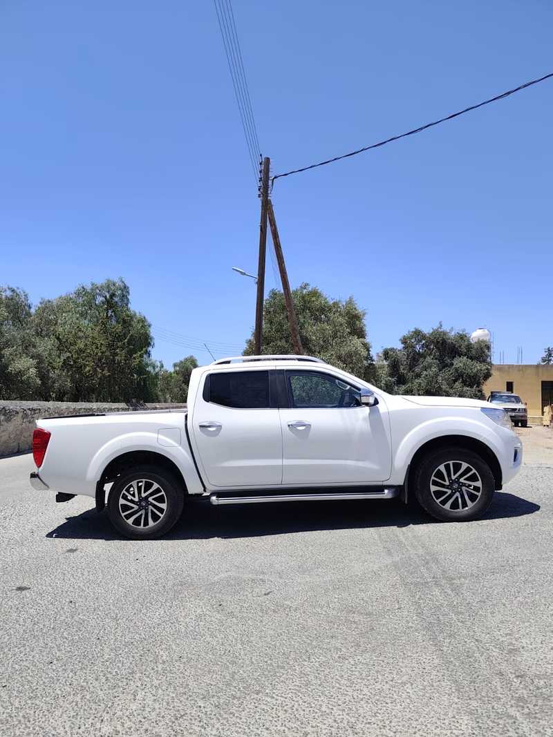2017 Nissan Navara 2,3L 2017 Cyprus