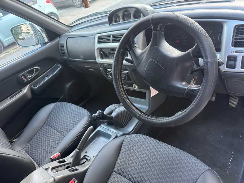 2003 Mitsubishi L200 2,5L 2003 Cyprus