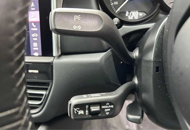 2022 Porsche Macan 2,0L 2022 Cyprus