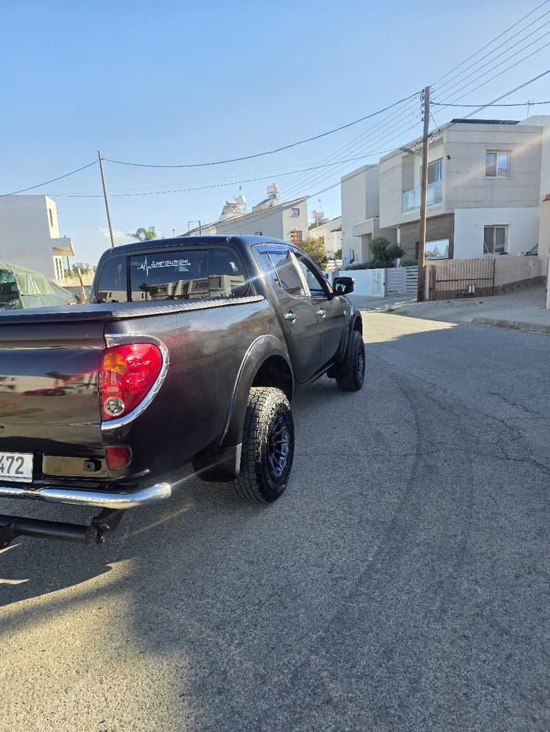 2014 Mitsubishi L200 2,5L 2014 Cyprus