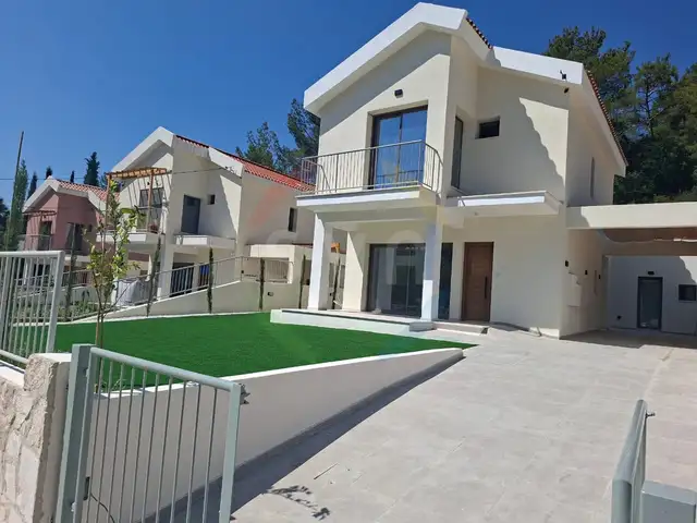 5-bedroom villa for sale, Limassol — Souni