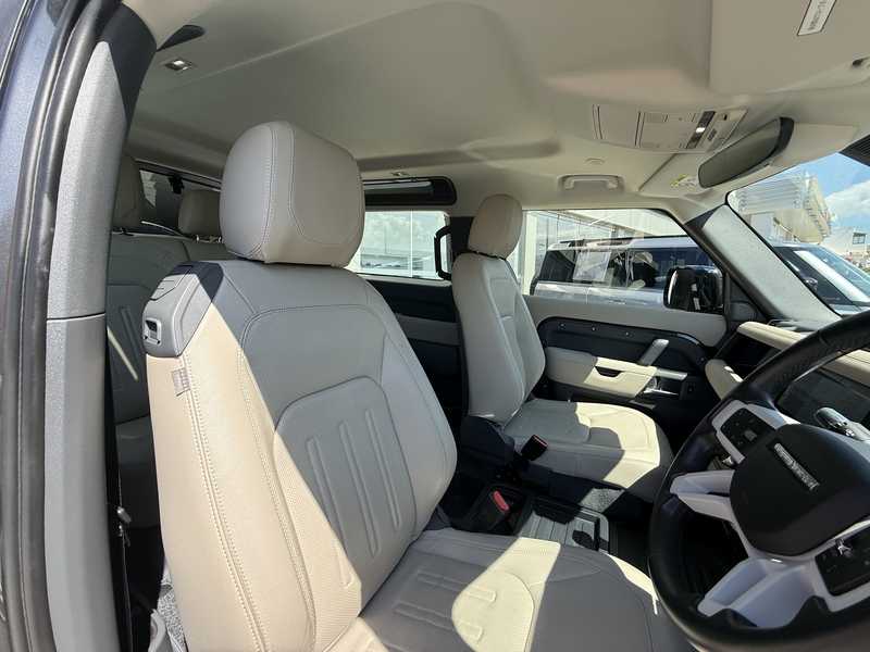 2022 Land Rover Defender 2,0L 2022 Cyprus