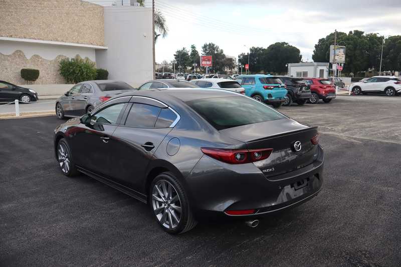 2022 Mazda 3 2,0L 2022 Cyprus