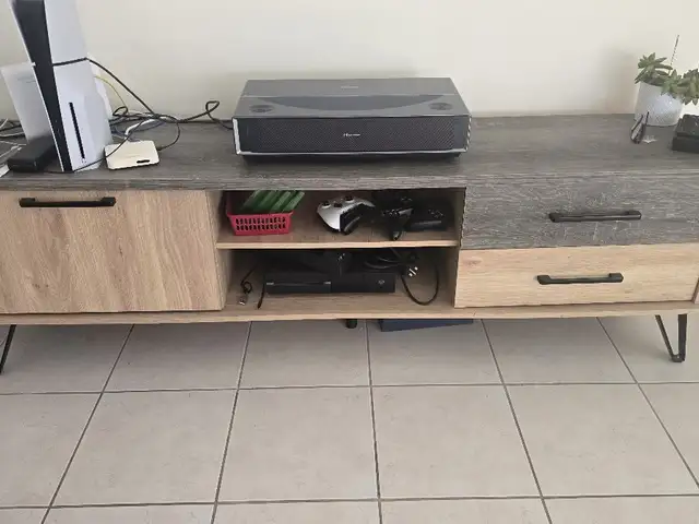 Tv stand, Paphos — Paphos - Agios Theodoros