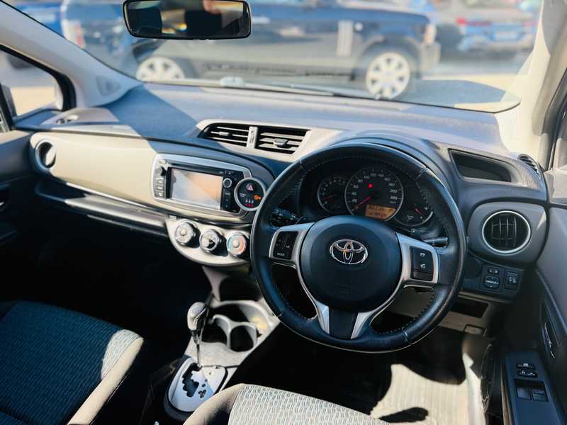 2012 Toyota Yaris 1,3L 2012 Cyprus
