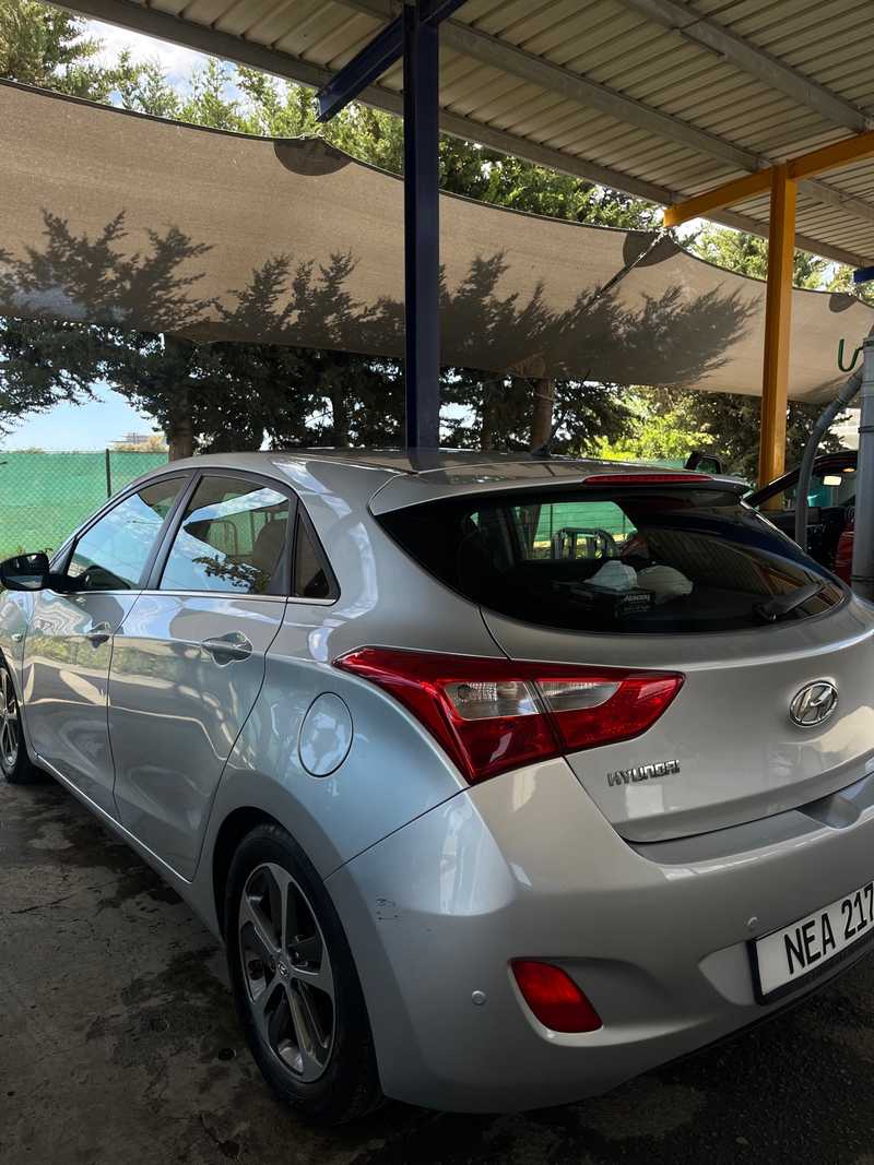 2015 Hyundai i30 1,6L 2015 Cyprus