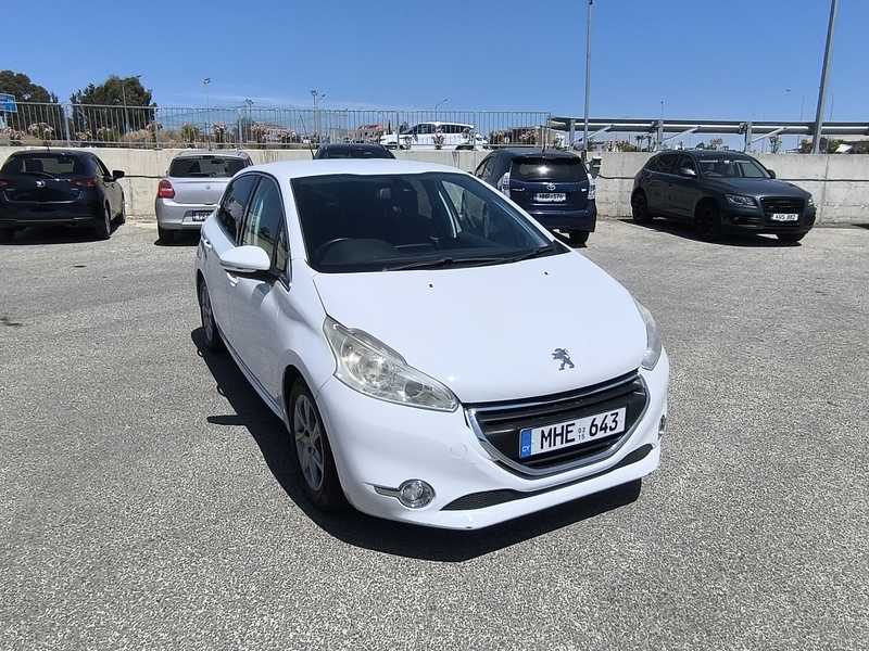2015 Peugeot 208 1,4L 2015 Cyprus